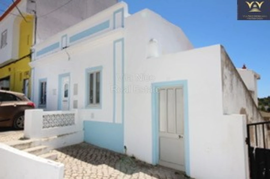 Moradia T2 para Venda em Estômbar e Parchal Foto 3