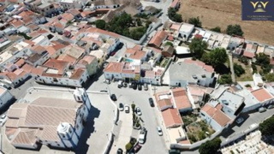 Moradia T2 para Venda em Estômbar e Parchal Foto 32