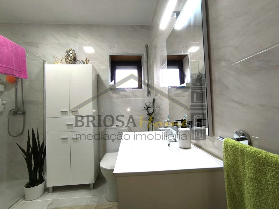 Apartamento T3 para Venda em Miranda do Corvo Foto 18