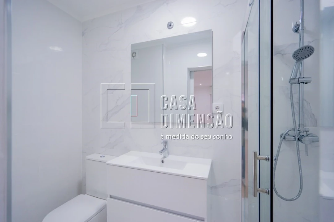 Apartamento T3 para Venda em Águas Livres Foto 32