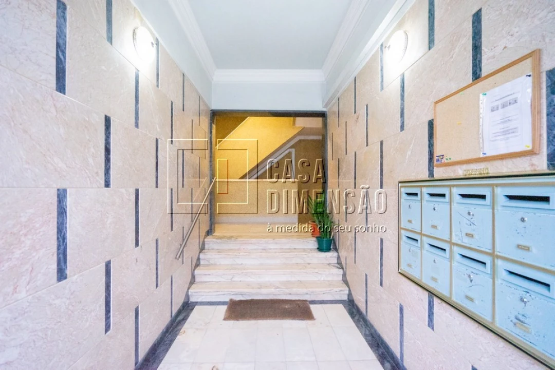 Apartamento T3 para Venda em Águas Livres Foto 33