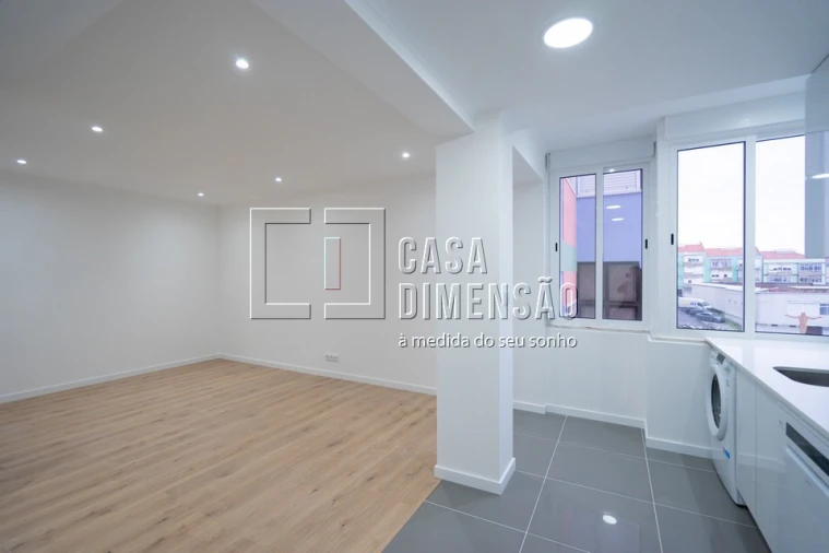 Apartamento T3 para Venda em Águas Livres Foto 6