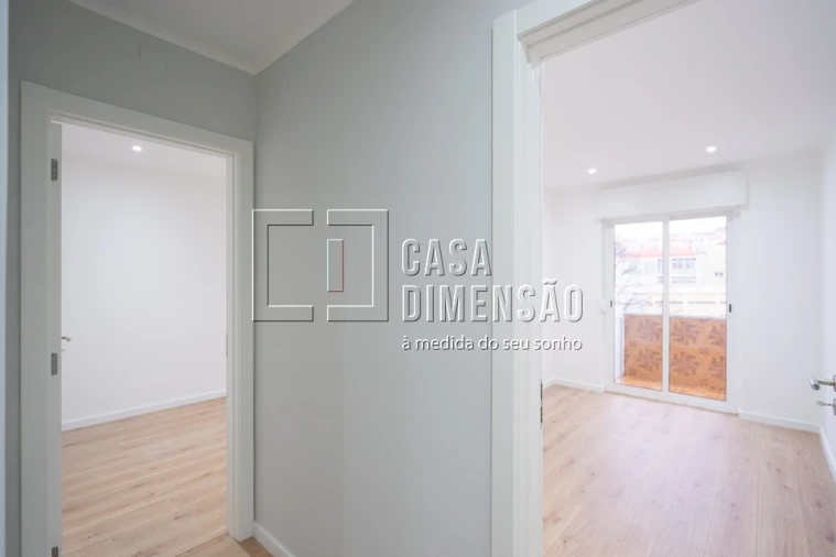 Apartamento T3 para Venda em Águas Livres Foto 18