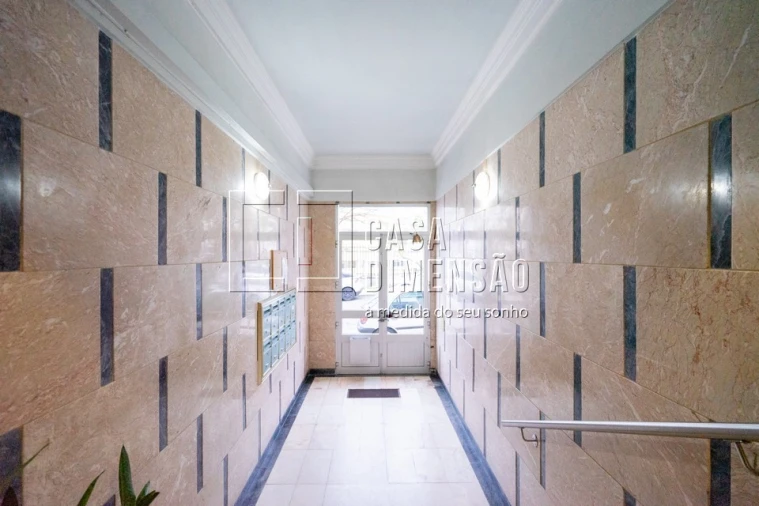 Apartamento T3 para Venda em Águas Livres Foto 34