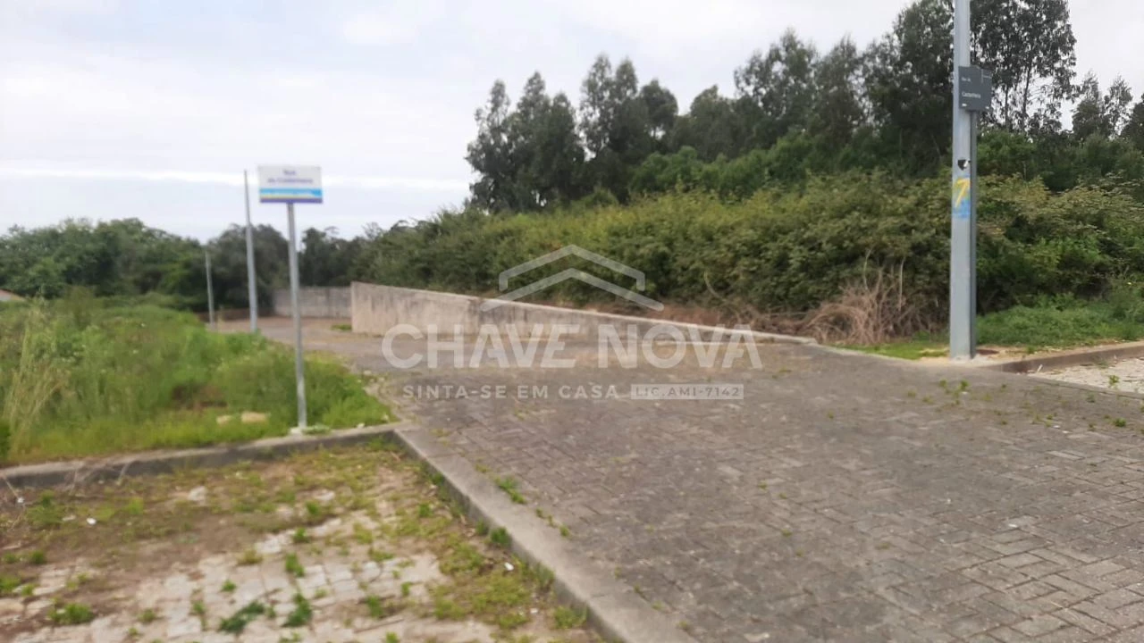 Terreno para Venda em Arcozelo Foto 6