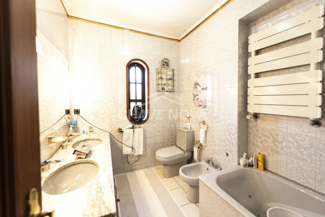 Moradia T3 para Venda em Mozelos Foto 8