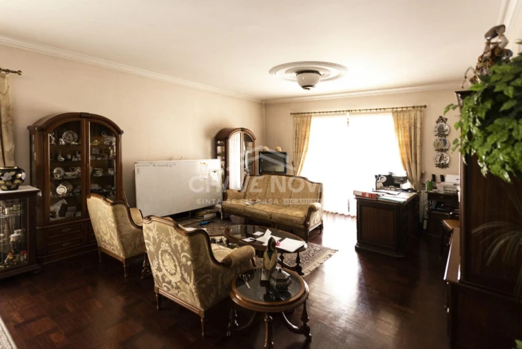 Moradia T3 para Venda em Mozelos Foto 12