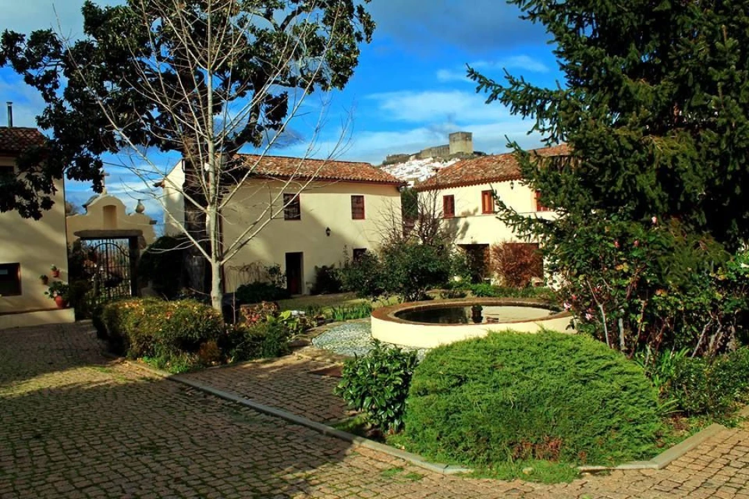 Quinta T4 para Venda em São João Baptista Foto 1