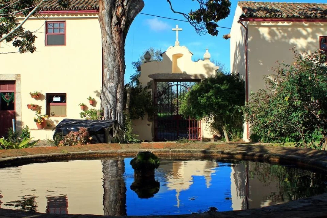 Quinta T4 para Venda em São João Baptista Foto 2