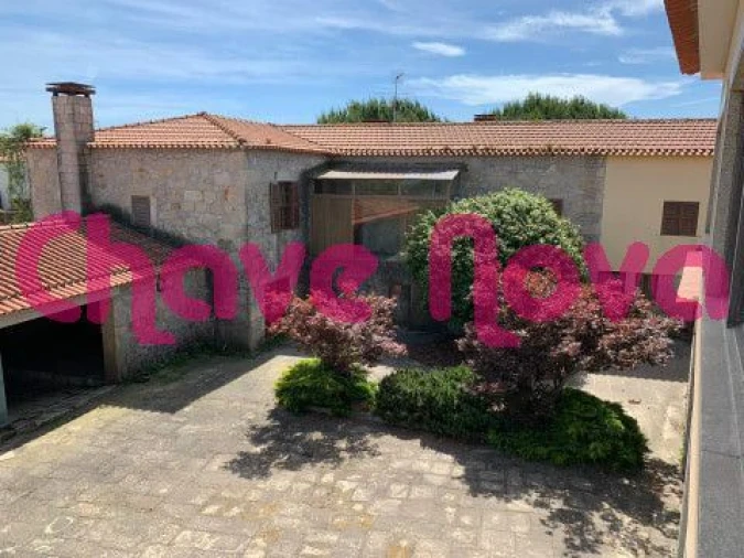 Quinta T5 para Venda em Arvore Foto 1