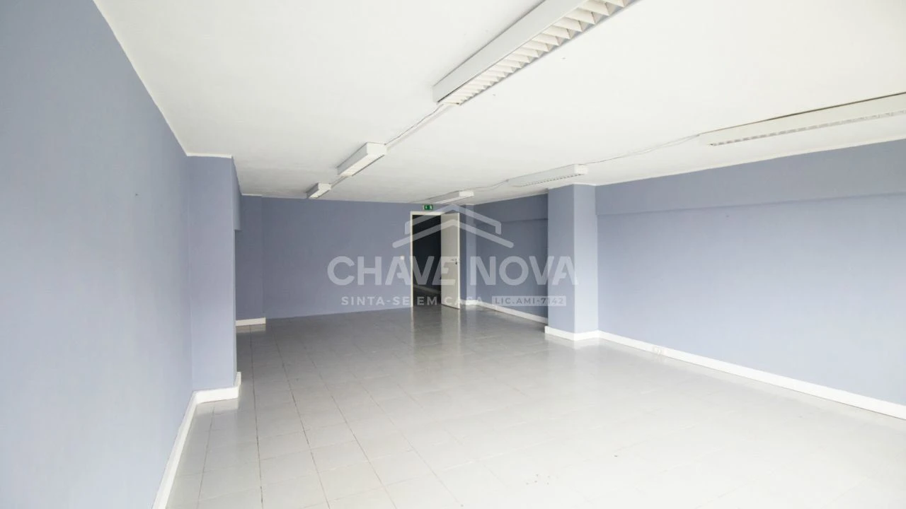 Loja para Venda em Custóias, Leça do Balio e Guifões Foto 2