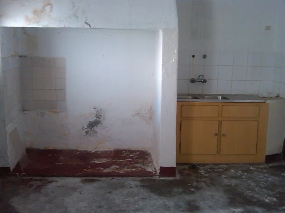 Moradia T4 para Venda em Assunção, Ajuda, Salvador e Santo Ildefonso Foto 25