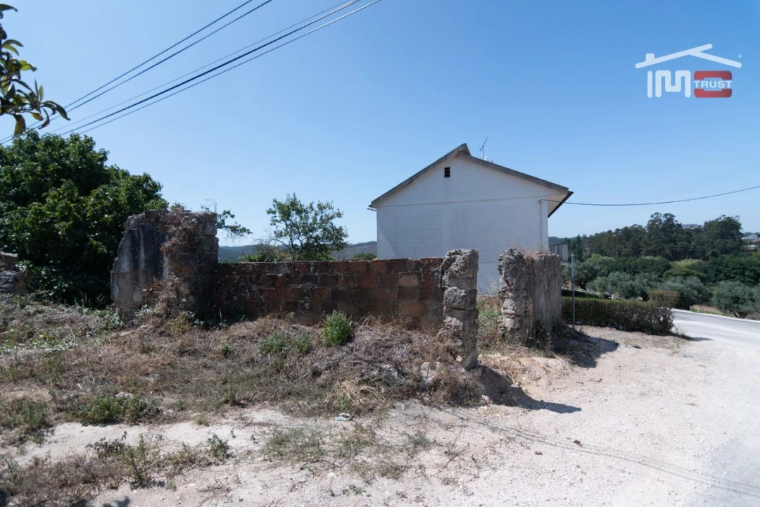 Moradia T2 para Venda em Nossa Senhora da Piedade Foto 7