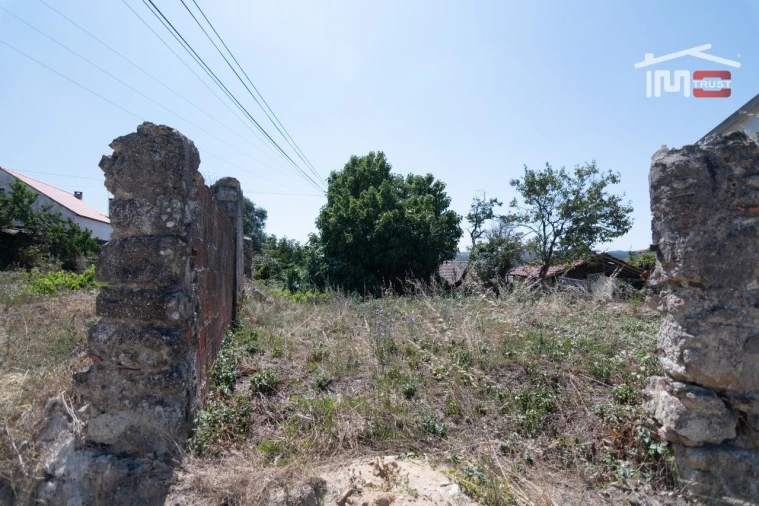 Moradia T2 para Venda em Nossa Senhora da Piedade Foto 6