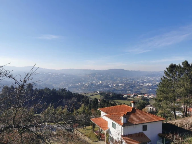 Terreno para Venda em Lufrei Foto 1