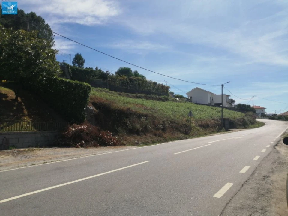 Terreno para Venda em Fonte Arcada e Oliveira Foto 2