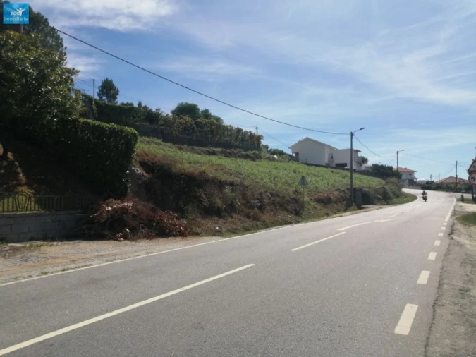 Terreno para Venda em Fonte Arcada e Oliveira Foto 1