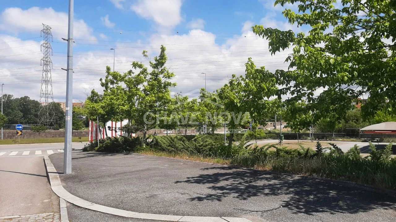 Terreno para Venda em Custóias, Leça do Balio e Guifões Foto 3