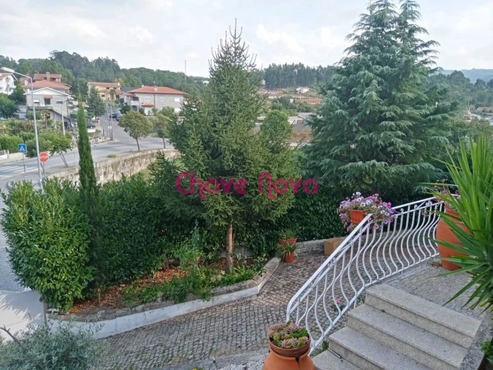 Moradia T3 para Venda em Soalhães Foto 4