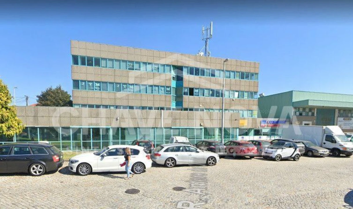 Loja para Venda em Custóias, Leça do Balio e Guifões Foto 2