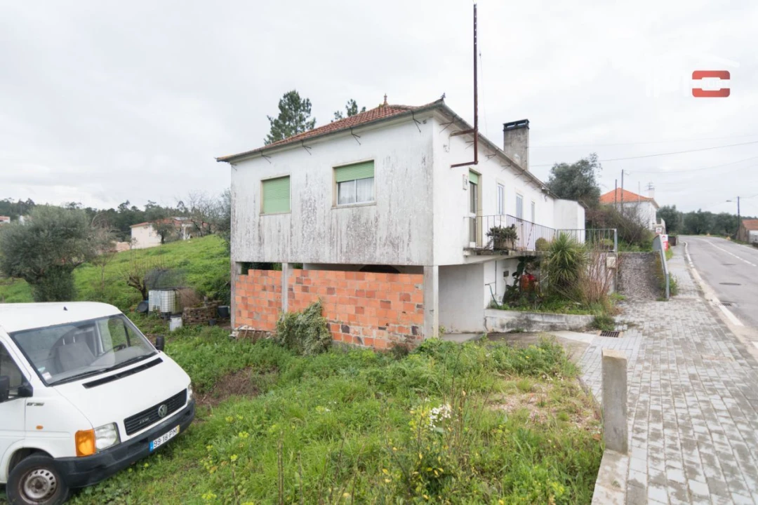 Moradia T3 para Venda em Alburitel Foto 15