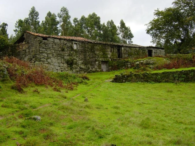 Negócio para Venda em Anissó e Soutelo Foto 1