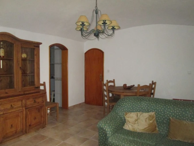 Moradia T4 para Venda em Assunção, Ajuda, Salvador e Santo Ildefonso Foto 5