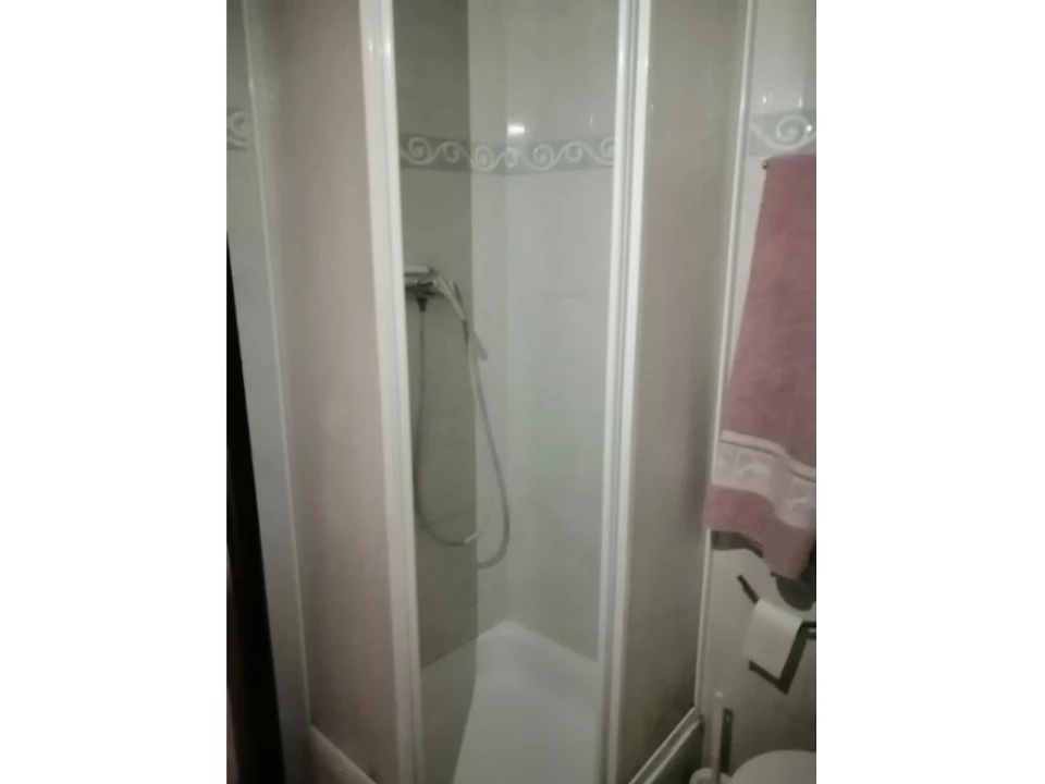 Moradia T1 para Venda em Santa Maria da Devesa Foto 14