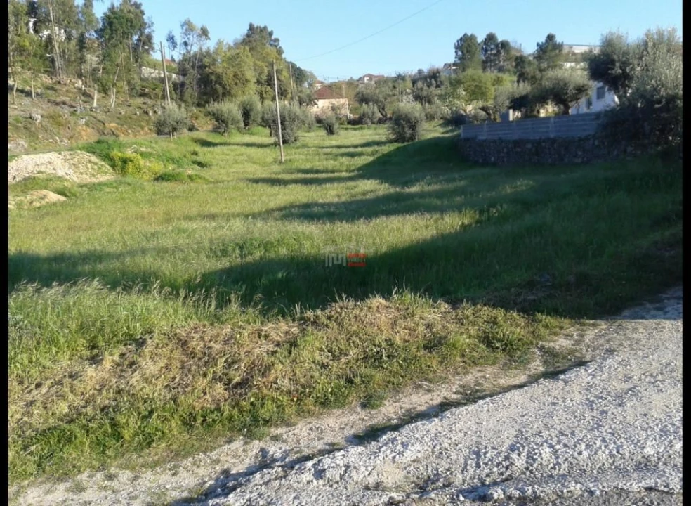Terreno Misto para Venda em Atouguia Foto 1