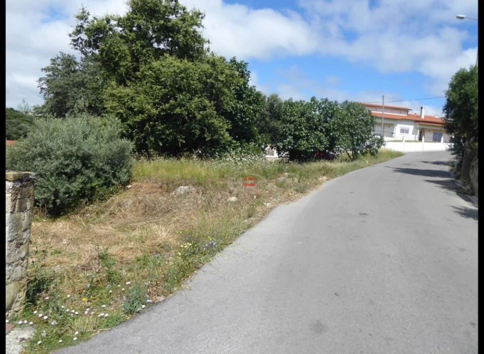 Terreno Misto para Venda em Atouguia Foto 4