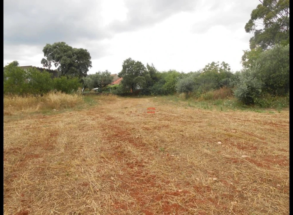Moradia T6 para Venda em Nossa Senhora das Misericordias Foto 2