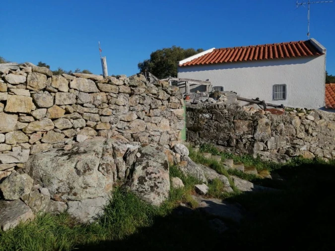 Moradia T3 para Venda em Beirã Foto 28