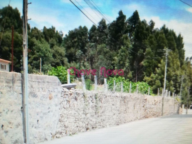 Terreno para Venda em Arcozelo Foto 2