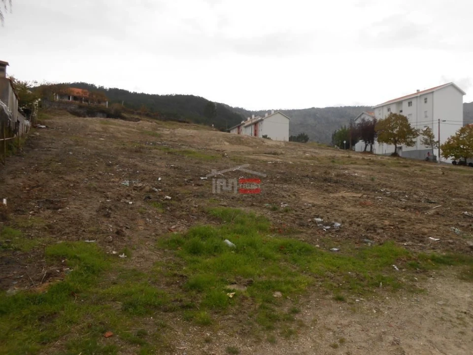 Terreno Misto para Venda em Covilhã e Canhoso Foto 4