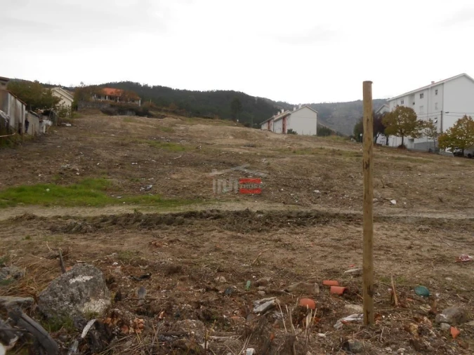 Terreno Misto para Venda em Covilhã e Canhoso Foto 6