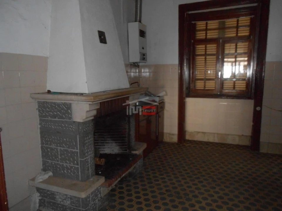 Moradia T4 para Venda em Covilhã e Canhoso Foto 14