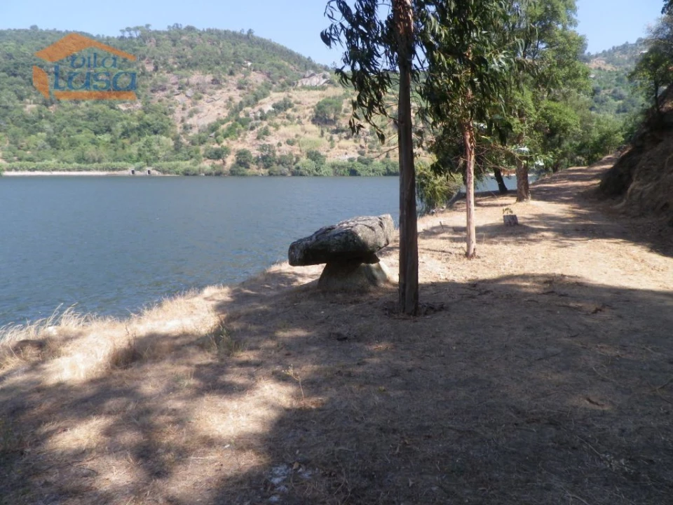 Moradia T6 para Venda em Resende Foto 20