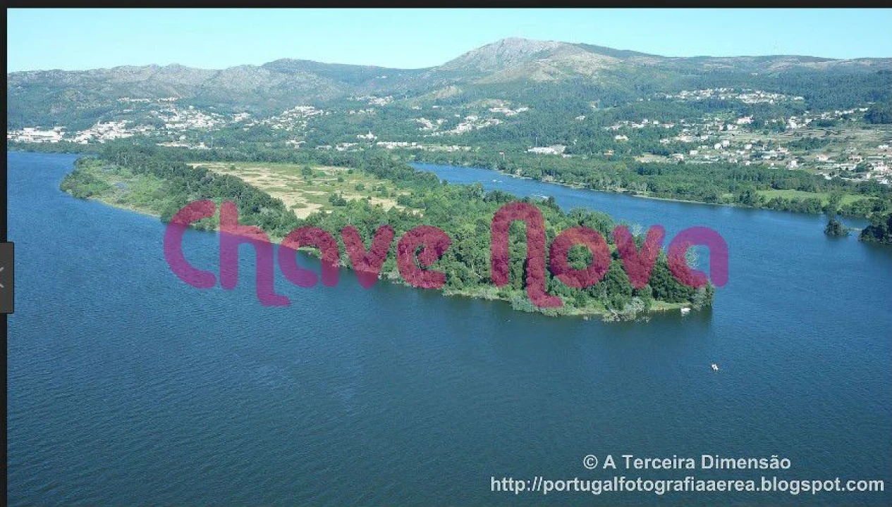 Terreno Misto para Venda em Gondarem Foto 1