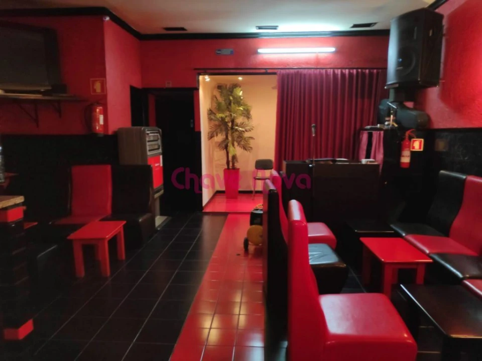 Loja para Trespasse em Campanhã Foto 2