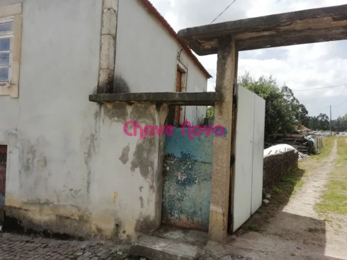 Terreno Misto para Venda em Fânzeres e São Pedro da Cova Foto 2
