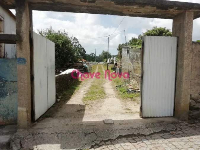 Terreno Misto para Venda em Fânzeres e São Pedro da Cova Foto 3
