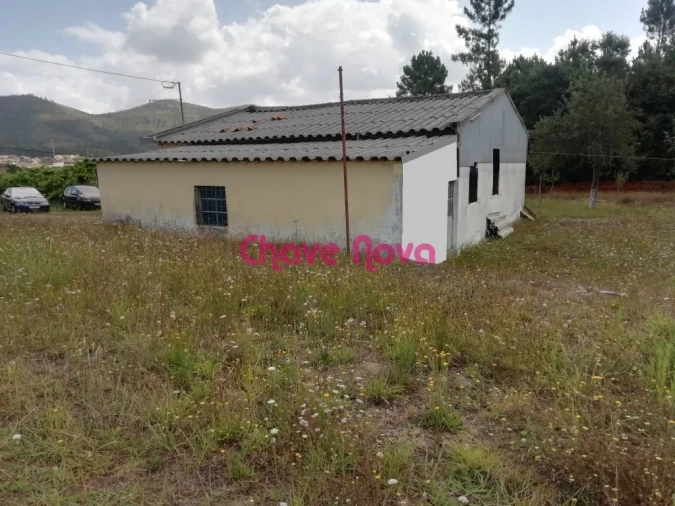 Terreno Misto para Venda em Fânzeres e São Pedro da Cova Foto 6