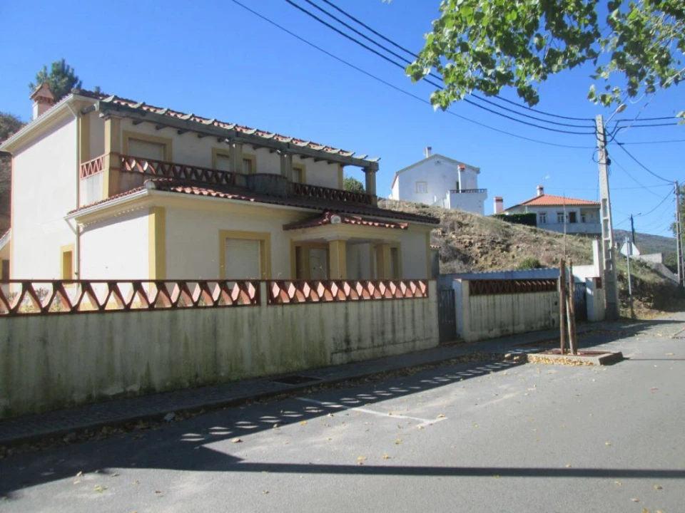 Moradia T3 para Venda em São Salvador da Aramenha Foto 1