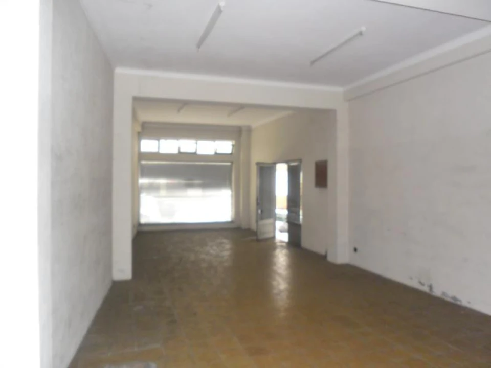 Loja para Arrendamento em Viseu Foto 3