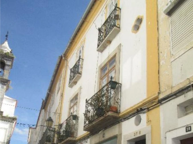 Moradia T0 para Venda em Caia, São Pedro e Alcáçova Foto 1