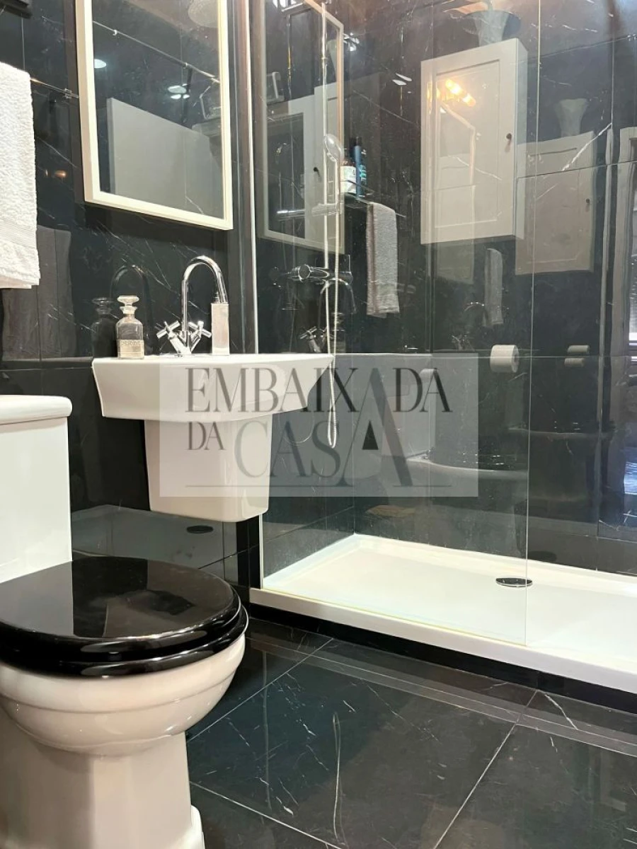 Apartamento T3 para Venda em Areeiro Foto 13