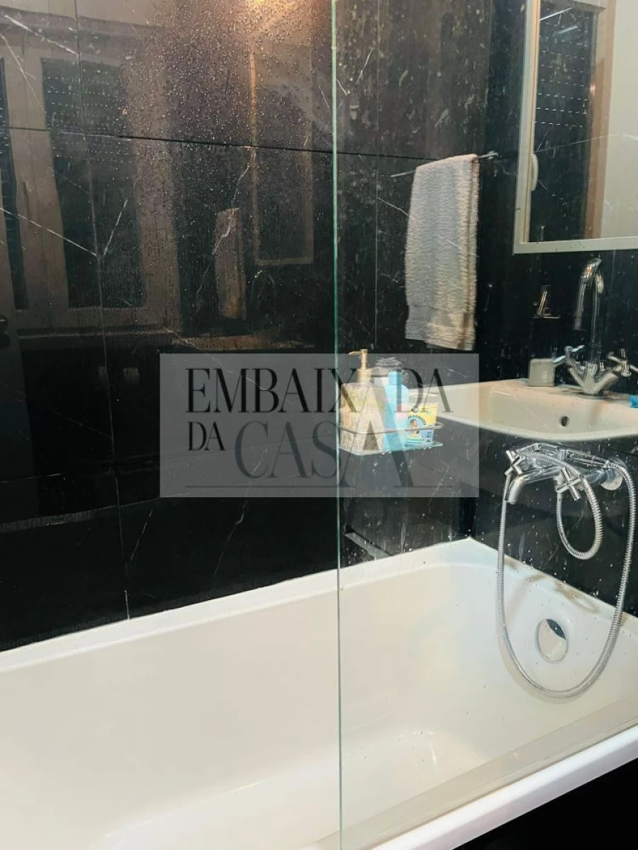 Apartamento T3 para Venda em Areeiro Foto 14