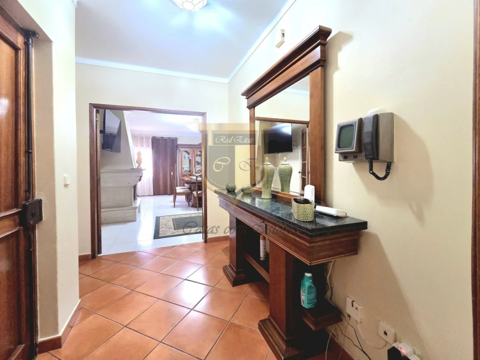 Apartamento T2 para Venda em Santa Maria, São Pedro e Matacães Foto 17