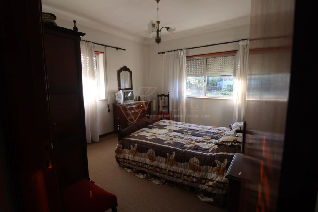 Moradia T4 para Venda em Covas Foto 11