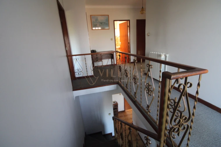 Moradia T4 para Venda em Covas Foto 6